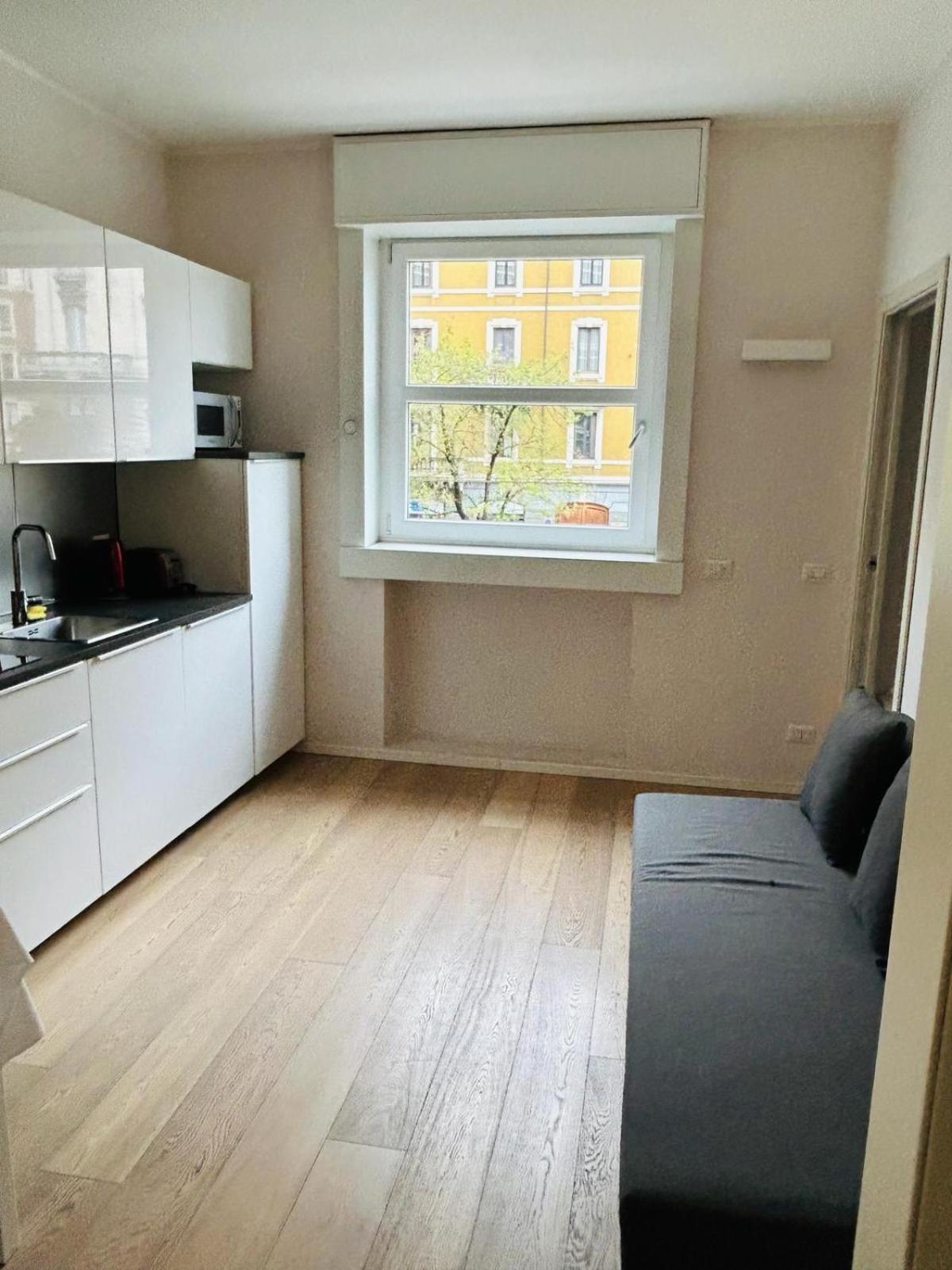 Easy Room Italy Mailand Exterior foto